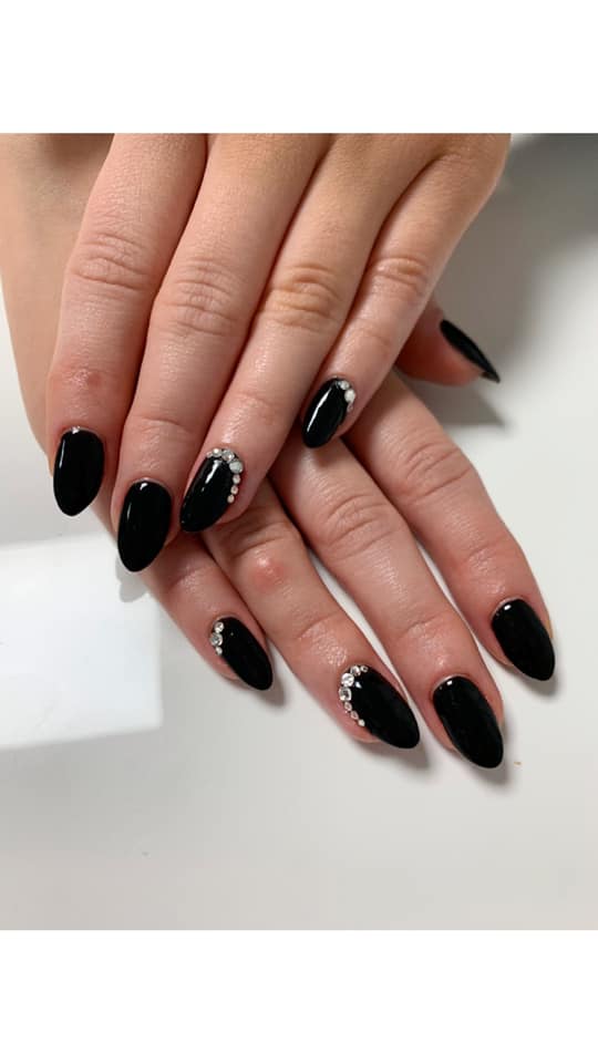 Luonnonkynnen geelilakkaus -Amanda